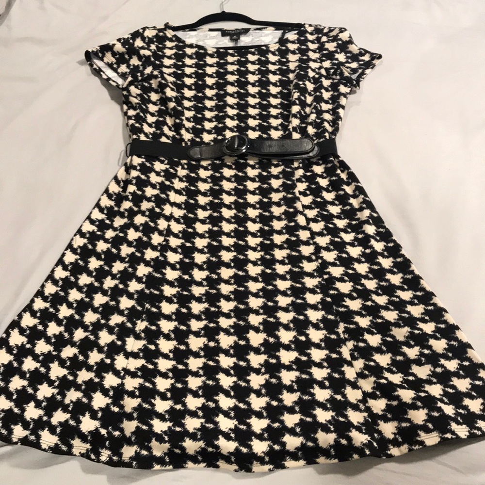 Perceptions black and cream print dress size 10